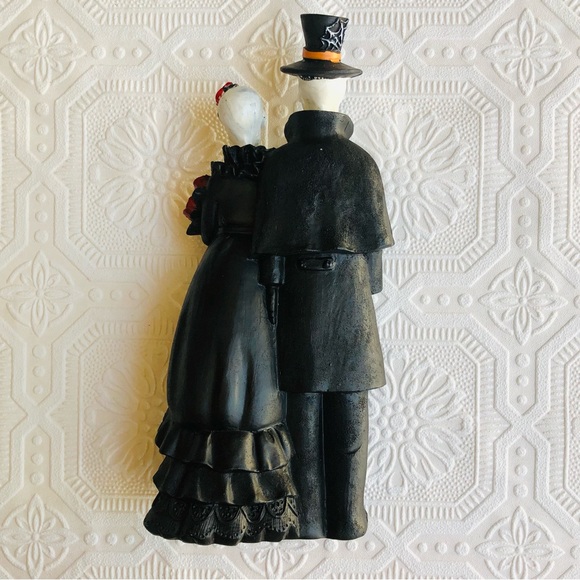 Day of The Dead Couple Figurine - Picture 10 of 16